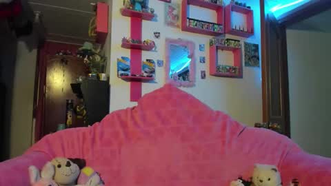 Snapshot of rebecahart chatting on March 2026 04:18:01 AM Rebecca online show from March 2026 04:18:01 AM