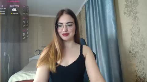 Snapshot of rebecca_ccaa chatting on March 2026 11:37:01 AM Rebecca online show from March 2026 11:37:01 AM