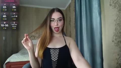 Snapshot of rebecca_ccaa chatting on May 2026 10:11:02 AM Rebecca online show from May 2026 10:11:02 AM