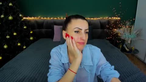 rebecca_diamonds online show from January 2025 07:05:01 AM