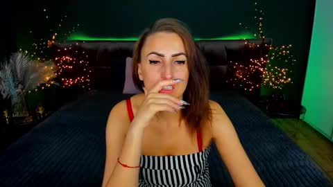 rebecca_diamonds online show from September 2025 07:12:02 AM