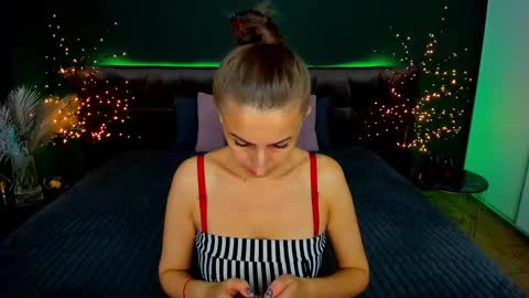 rebecca_diamonds online show from September 2025 06:18:01 AM