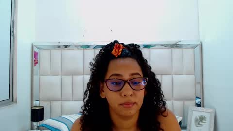 Snapshot of rebecca_mils chatting on February 2025 10:37:02 AM R E B E C A online show from February 2025 10:37:02 AM