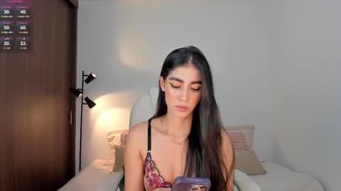 Snapshot of rebeccabaxter chatting on October 2025 01:50:02 AM Rebecca online show from October 2025 01:50:02 AM