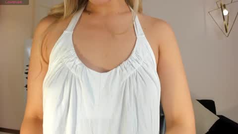 Rebe online show from April 2026 08:20:02 PM