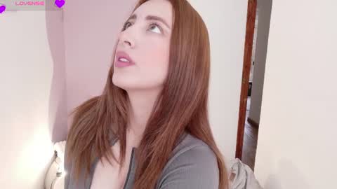 Snapshot of rebeccawhite_meow chatting on August 2026 07:06:01 PM rebeccawhite_meow online show from August 2026 07:06:01 PM