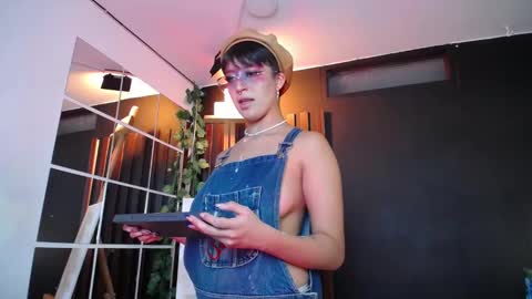 REBEKA online show from January 2025 12:25:01 AM