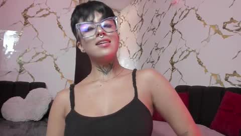 REBEKA online show from December 2025 01:38:02 PM