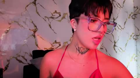 REBEKA online show from December 2025 08:04:01 PM