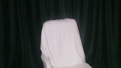 Snapshot of rebekka8478 chatting on April 2026 07:07:02 PM Rebekka Nelson online show from April 2026 07:07:02 PM