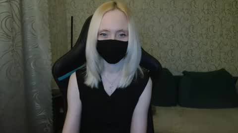 Snapshot of rebesaolset chatting on January 2025 03:22:01 PM RebesaOlset online show from January 2025 03:22:01 PM