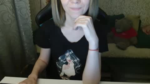 Snapshot of rebesaolset chatting on September 2025 04:23:01 PM RebesaOlset online show from September 2025 04:23:01 PM