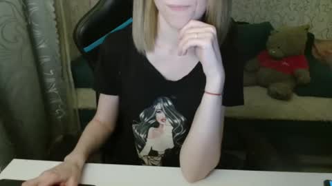 Snapshot of rebesaolset chatting on December 2025 03:30:02 PM RebesaOlset online show from December 2025 03:30:02 PM