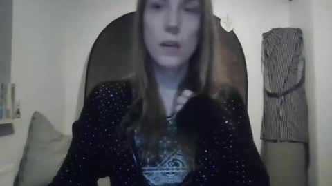 Keely KeKe Kiwi online show from October 2025 01:29:01 AM