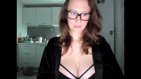 Snapshot of red19910107 chatting on March 2026 06:56:01 PM Lolanaturalred online show from March 2026 06:56:01 PM