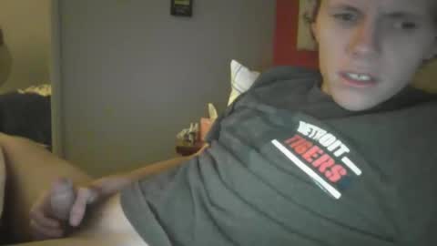 Snapshot of red22178 chatting on January 2025 02:01:01 AM red22178 online show from January 2025 02:01:01 AM