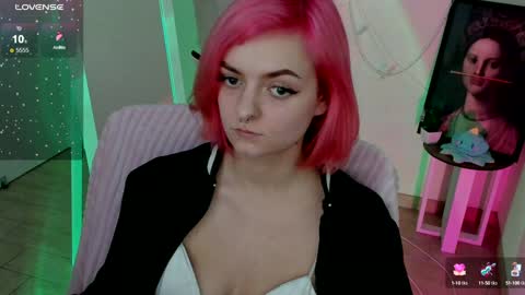 Bestie online show from February 2025 04:03:01 PM