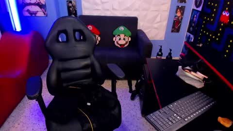 Snapshot of red_deevil chatting on March 2026 11:00:01 PM RED Schedule 1500 - 2100 gtm-5 online show from March 2026 11:00:01 PM