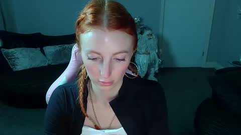 Red -  online show from December 2024 10:56:02 PM