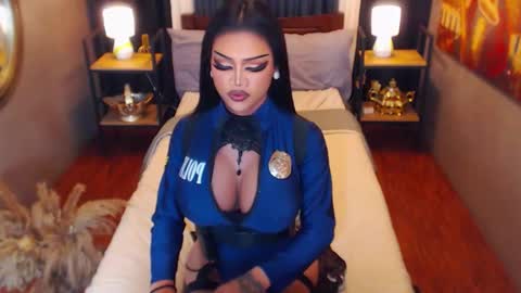 Snapshot of red_ivyy chatting on December 2025 08:17:01 PM AsianRedivy online show from December 2025 08:17:01 PM