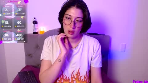 IG   OF red moonn online show from January 2025 11:34:02 AM