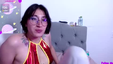 IG   OF red moonn online show from March 2025 05:17:02 PM