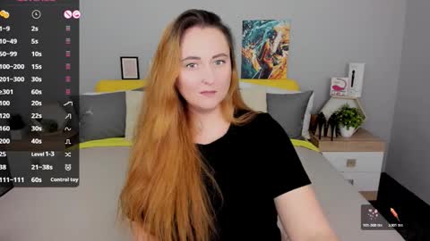 Lessy Fox online show from December 2025 06:04:01 PM