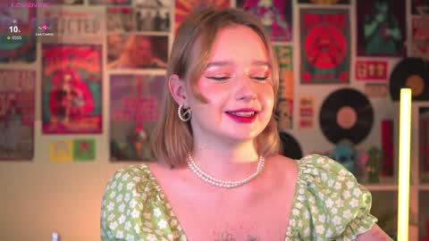 QUEEN OF EVIL online show from December 2024 11:59:01 PM