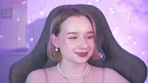 QUEEN OF EVIL online show from January 2025 11:38:01 PM