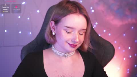 QUEEN OF EVIL online show from February 2025 08:51:02 PM