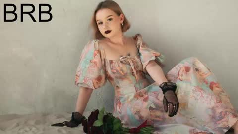 QUEEN OF EVIL online show from February 2025 08:24:01 PM