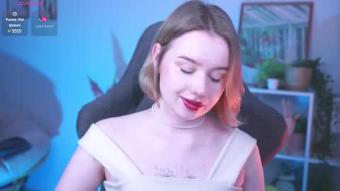 QUEEN OF EVIL online show from March 2025 02:21:01 AM