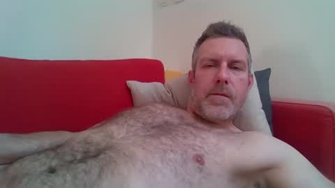 Snapshot of redandbluecloud chatting on December 2024 09:44:01 AM Red online show from December 2024 09:44:01 AM