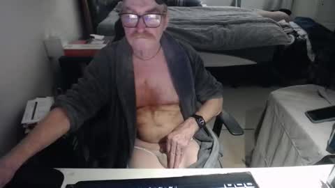 Snapshot of redbare12007 chatting on June 2026 06:46:02 PM Red online show from June 2026 06:46:02 PM