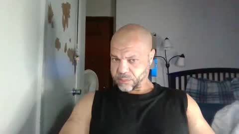 Snapshot of redbone441 chatting on March 2026 03:40:01 AM Redbone online show from March 2026 03:40:01 AM