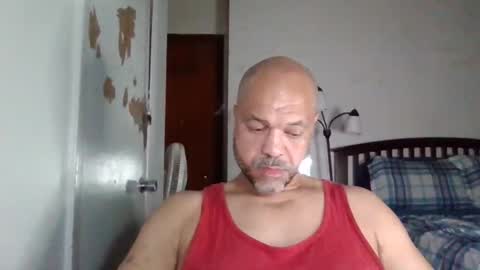 Snapshot of redbone441 chatting on April 2026 03:59:01 AM Redbone online show from April 2026 03:59:01 AM