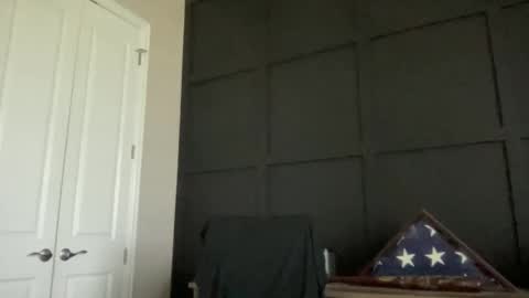 Snapshot of redbull1414 chatting on April 2026 01:41:01 PM RedBull online show from April 2026 01:41:01 PM