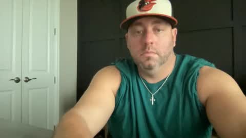 Snapshot of redbull1414 chatting on April 2026 03:20:02 PM RedBull online show from April 2026 03:20:02 PM