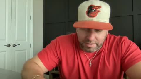 Snapshot of redbull1414 chatting on April 2026 08:37:01 PM RedBull online show from April 2026 08:37:01 PM