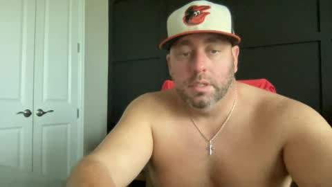 Snapshot of redbull1414 chatting on April 2026 01:07:01 PM RedBull online show from April 2026 01:07:01 PM