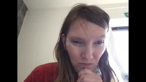 Snapshot of redfoxofficial chatting on May 2026 10:00:02 AM Redfox online show from May 2026 10:00:02 AM