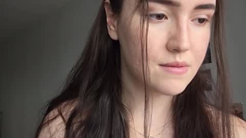 redginbluebersky online show from April 2026 09:43:01 AM