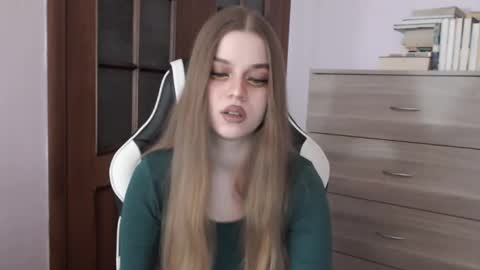 Snapshot of redhead_rabbit chatting on March 2026 03:02:01 AM Lily online show from March 2026 03:02:01 AM