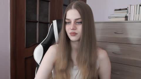 Snapshot of redhead_rabbit chatting on March 2026 01:55:02 AM Lily online show from March 2026 01:55:02 AM