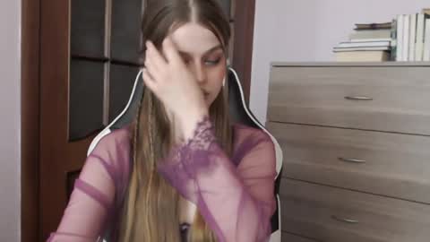 Snapshot of redhead_rabbit chatting on March 2026 02:12:01 AM Lily online show from March 2026 02:12:01 AM