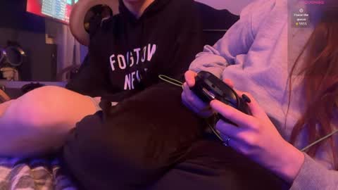 Snapshot of redheadandbigpeenar chatting on April 2026 11:35:02 PM Redhead and BigPeenar online show from April 2026 11:35:02 PM