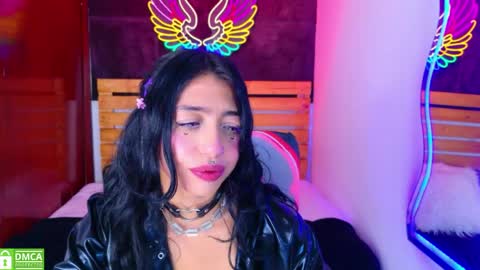 Snapshot of redhotter_ chatting on April 2026 07:45:01 PM Lili Lopez online show from April 2026 07:45:01 PM