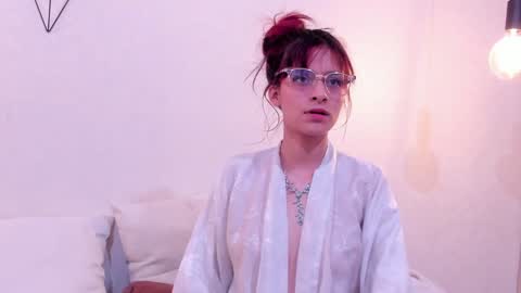 Snapshot of redmeloddy chatting on January 2025 10:39:01 PM Meloddy online show from January 2025 10:39:01 PM