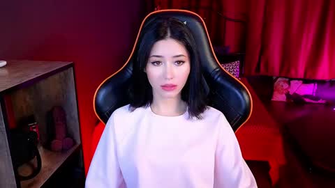 Snapshot of redmidnight_ chatting on April 2026 09:02:01 PM Kiara online show from April 2026 09:02:01 PM