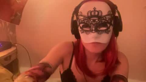 Snapshot of redplume chatting on February 2026 08:27:01 PM Redplume online show from February 2026 08:27:01 PM